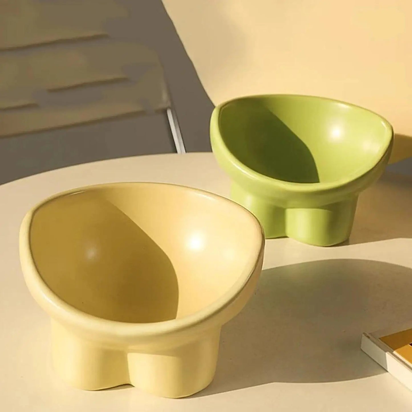 Raised Cat Bowl Small Dog Waterer Protect Pet's Spine Stable Durable Tilted Pet Feeder Kitten Water Bowl for Small Medium Dogs