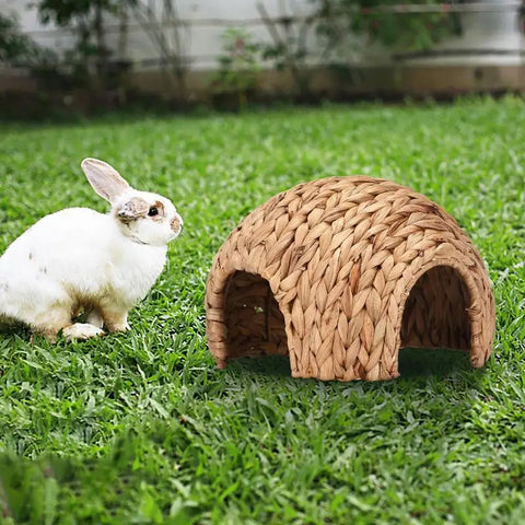 Rabbit Tunnel Safe Bunny Grass House Natural Cattail Hideout Hand Made Cattail House For Guinea Pig Hamsters Chinchilla Ferret
