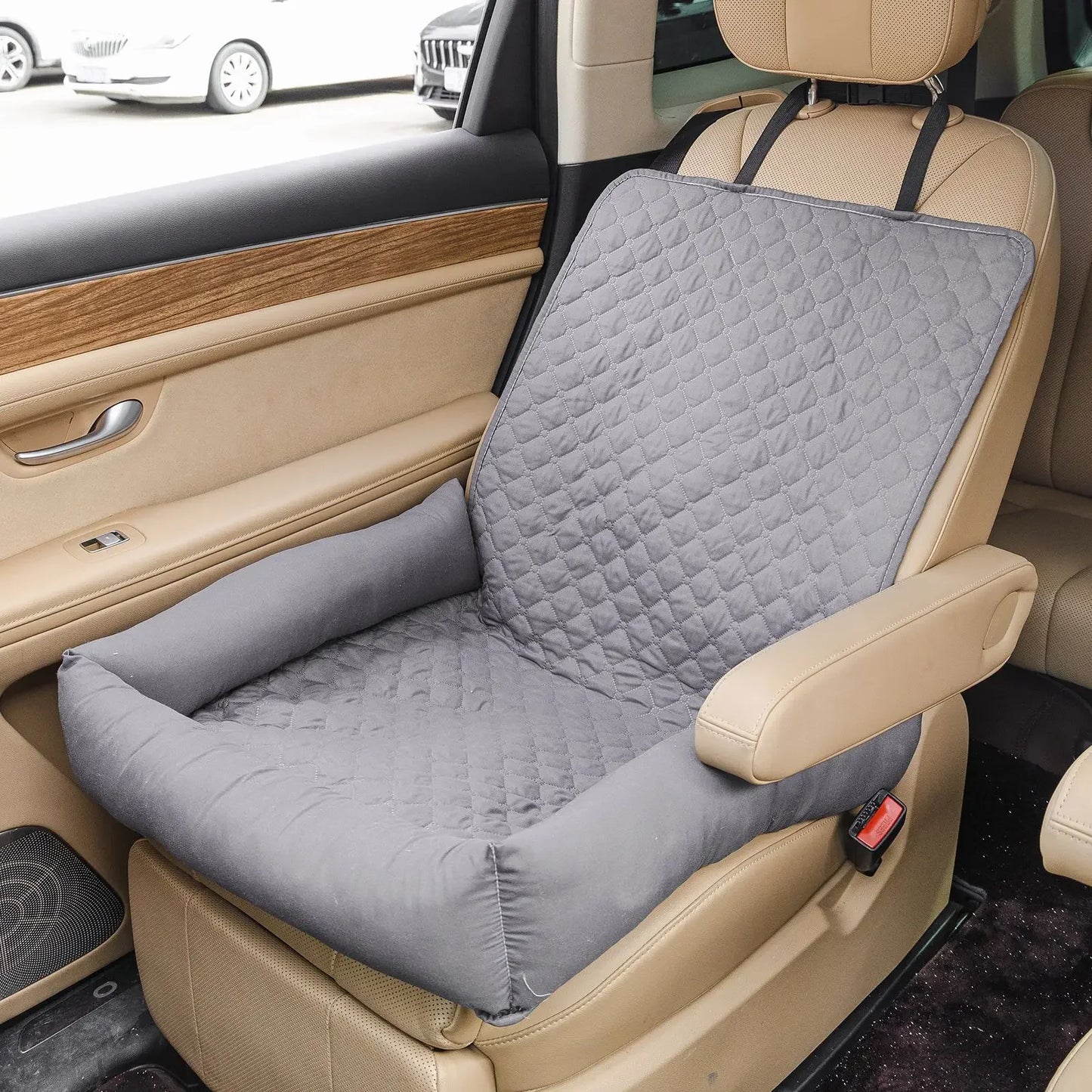 1 pc Waterproof Oxford Car Travel Dog Mat Durable Scratch-Resistant Pet Carriers Dog Car Seat Cover for Car Rides Easy To Clean