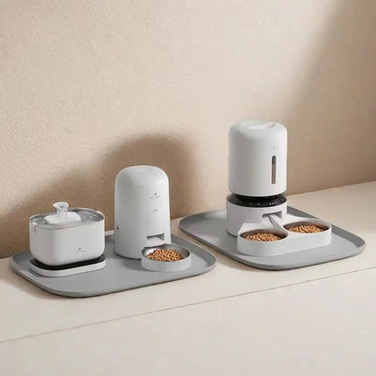 Silicone Pet Feeding Mat, Anti Slip Cat/Dog Food Tray With Raised Edges, Automatic Feeder And Water Dispenser Feeding Mat