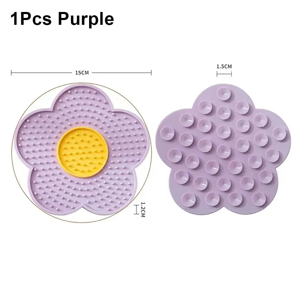 1Pcs Durable With Suction Cup Dog Licking Mat Sunflower Shaped Silicone Pet Lick Pad Cat Placemat Pet Supply