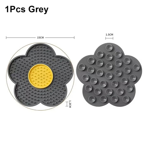 1Pcs Durable With Suction Cup Dog Licking Mat Sunflower Shaped Silicone Pet Lick Pad Cat Placemat Pet Supply